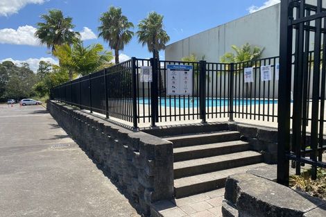 Photo of property in 11b/30 Westward Ho, Glen Eden, Auckland, 0602