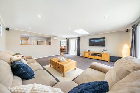 Photo of property in 11 Thackeray Street, Trentham, Upper Hutt, 5018