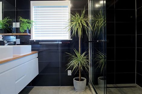 Photo of property in 140 Deep Creek Road, Torbay, Auckland, 0630