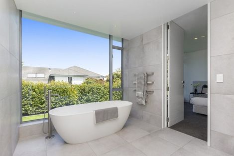 Photo of property in 146 Glandovey Road, Strowan, Christchurch, 8052