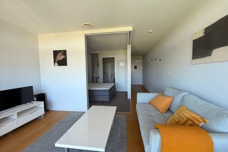 Photo of property in Frank Sargeson Apts, 105/74 Anzac Street, Takapuna, Auckland, 0622