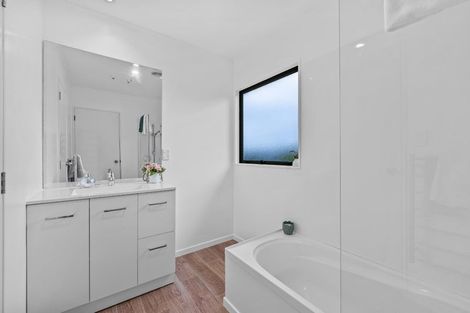 Photo of property in 46a Don Buck Road, Massey, Auckland, 0614