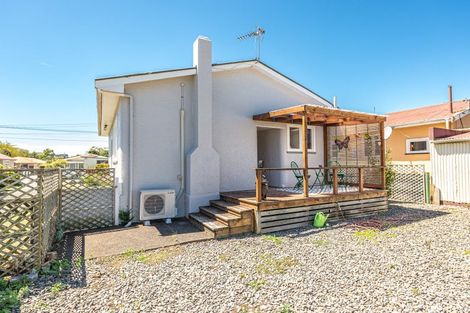 Photo of property in 25 Field Street, Aramoho, Whanganui, 4500