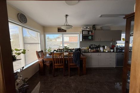 Photo of property in 63 Shoreham Street, Avondale, Auckland, 0600