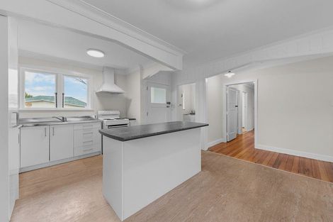 Photo of property in 11 Maurice Street, Papakura, 2110