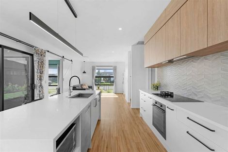 Photo of property in 4 Tussle Grove, Halswell, Christchurch, 8025