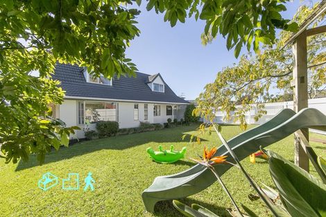 Photo of property in 11 Sunny Crescent, Huapai, Kumeu, 0810