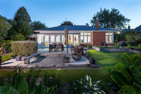 Photo of property in 122 Charles Street, Blenheim, 7201