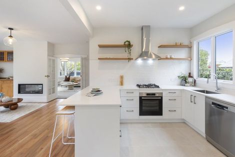 Photo of property in 13 Idris Road, Fendalton, Christchurch, 8052