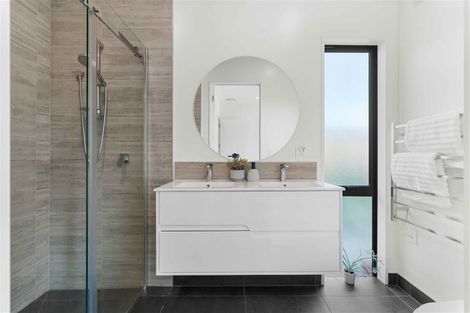 Photo of property in 4 Tussle Grove, Halswell, Christchurch, 8025