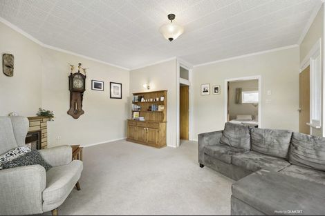 Photo of property in 15 Crofton Road, Ngaio, Wellington, 6035