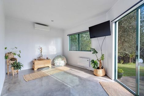 Photo of property in 1559 Pataua Road North, Pataua North, Whangarei, 0175