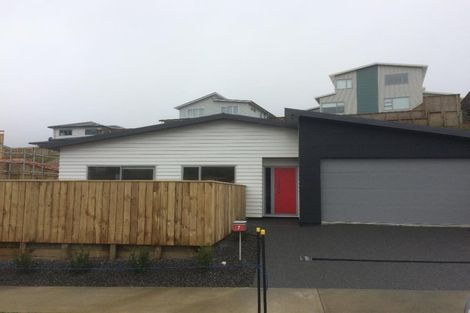 Photo of property in 7 Farnworth Terrace, Churton Park, Wellington, 6037