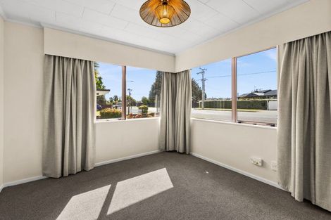 Photo of property in 68 Church Road, Taradale, Napier, 4112