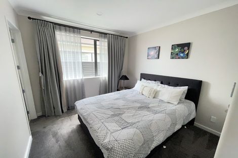 Photo of property in 13 Tawatawa Street, Long Bay, Auckland, 0630