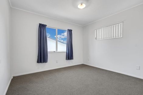 Photo of property in 161 Bradbury Road, Botany Downs, Auckland, 2010