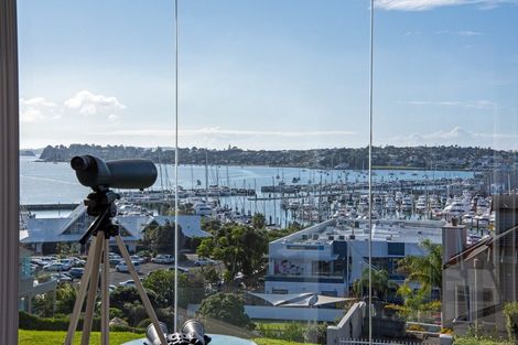Photo of property in 61 Compass Way, Half Moon Bay, Auckland, 2012