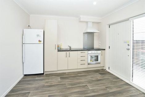 Photo of property in 2/3 Somerset Street, Frankton, Hamilton, 3204