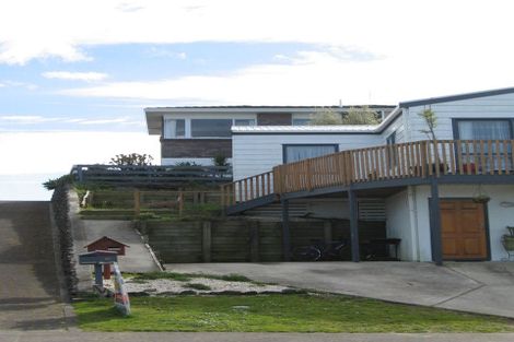 Photo of property in 62 Corinna Street, Welcome Bay, Tauranga, 3112