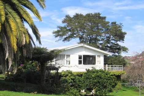 Photo of property in 36 Crescent Road, Otumoetai, Tauranga, 3110