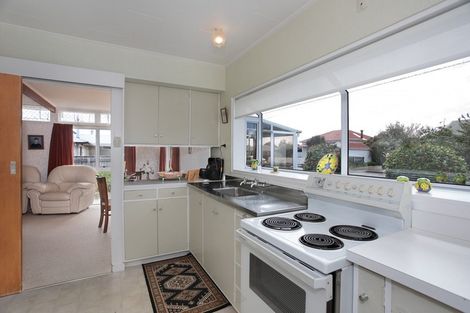 Photo of property in 10 Lambert Street, Marton, 4710