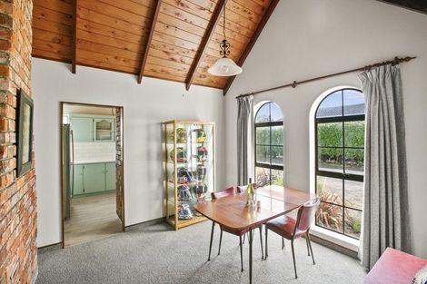 Photo of property in 288e Mangorei Road, Merrilands, New Plymouth, 4312