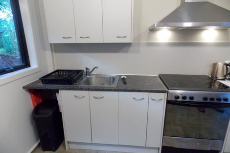 Photo of property in 21a Cotswold Crescent, Newlands, Wellington, 6037