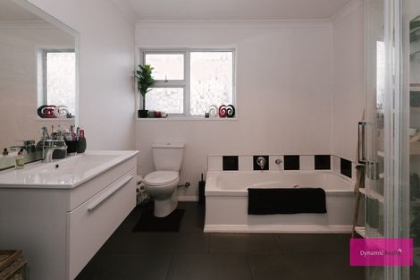 Photo of property in 30 Winchester Street, Awapuni, Palmerston North, 4412