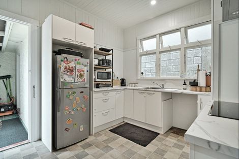 Photo of property in 402c Queen Street East, Hastings, 4122