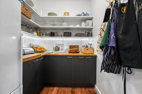 Photo of property in 8 Wha Street, Frankton, Hamilton, 3204