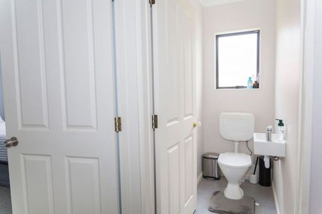 Photo of property in 23f Victoria Avenue, Dannevirke, 4930