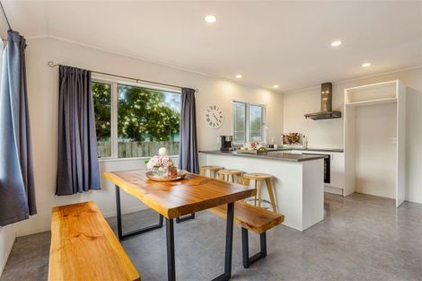 Photo of property in 34a Birdwood Road, Swanson, Auckland, 0612