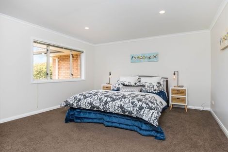 Photo of property in 2 Aunceston Rise, Alfriston, Auckland, 2105