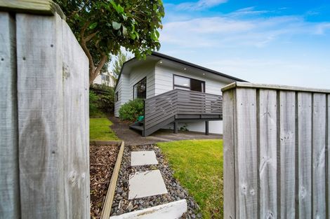 Photo of property in 8 Puketotara Street, Highlands Park, New Plymouth, 4312