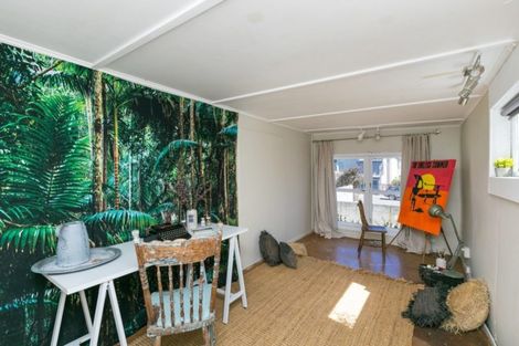 Photo of property in 76 Darlington Road, Miramar, Wellington, 6022