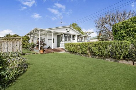 Photo of property in 55 Monument Road, Clevedon, Papakura, 2582