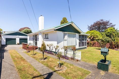 Photo of property in 8 Raniera Street, Glen Avon, New Plymouth, 4312