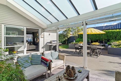 Photo of property in 22 Wineberry Avenue, Amberley, 7410