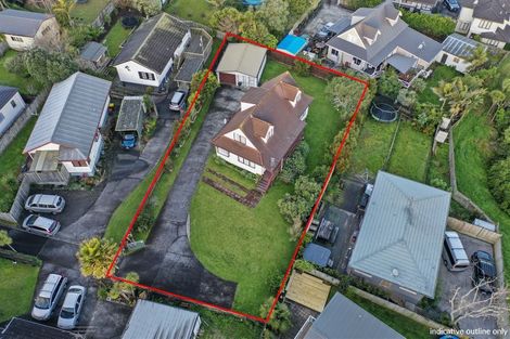 Photo of property in 9 Gosford Drive, Botany Downs, Auckland, 2010