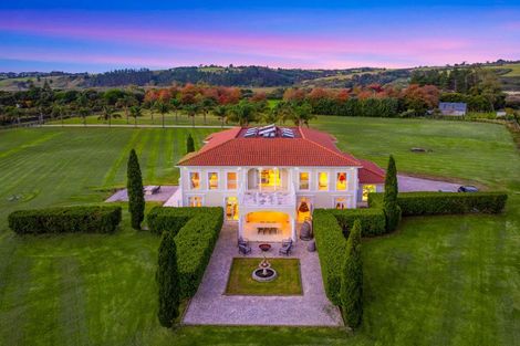 Photo of property in 64 Porterfield Road, Whitford, Howick, 2571
