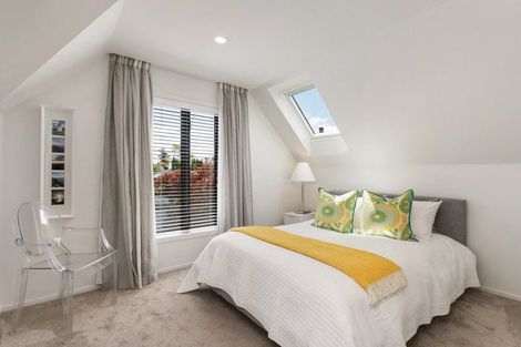 Photo of property in 2a Wairarapa Terrace, Merivale, Christchurch, 8014