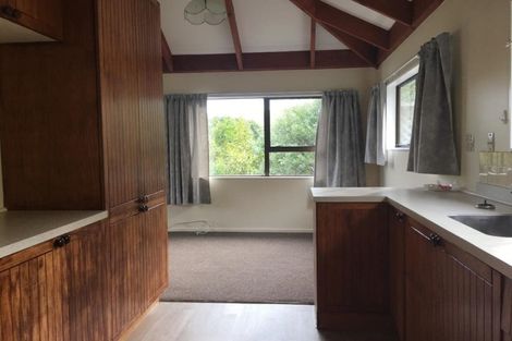 Photo of property in 10 Tullamore Way, Johnsonville, Wellington, 6037