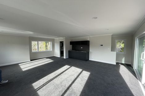 Photo of property in 11 Henry Blyth Lane, Greenhithe, Auckland, 0632