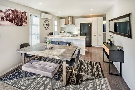 Photo of property in 92 Meremere Street, Wainuiomata, Lower Hutt, 5014