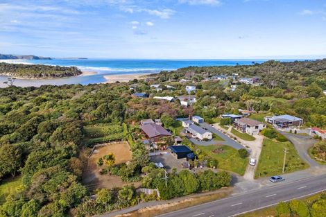 Photo of property in 2519 Papatowai Highway, Papatowai, Owaka, 9586