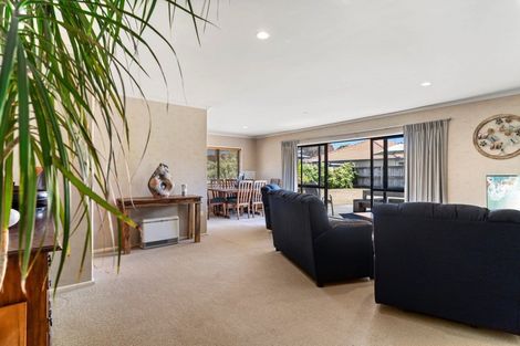 Photo of property in 25 Madeleine Terrace, Papamoa Beach, Papamoa, 3118
