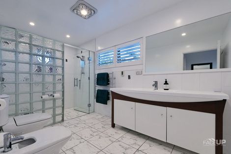 Photo of property in 157c Hobsonville Road, West Harbour, Auckland, 0618