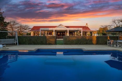 Photo of property in 116 Saint Andrews Road, Havelock North, 4130