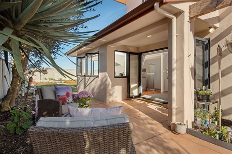 Photo of property in 9 Bermuda Drive, Papamoa Beach, Papamoa, 3118