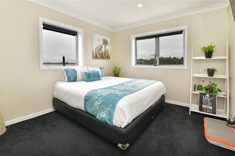 Photo of property in 51 Hawaiian Parade, Arkles Bay, Whangaparaoa, 0932